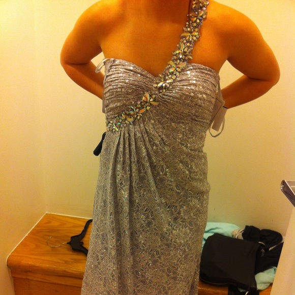 Silver Strapless/one-shoulder Prom Dress - Picture 8 of 8